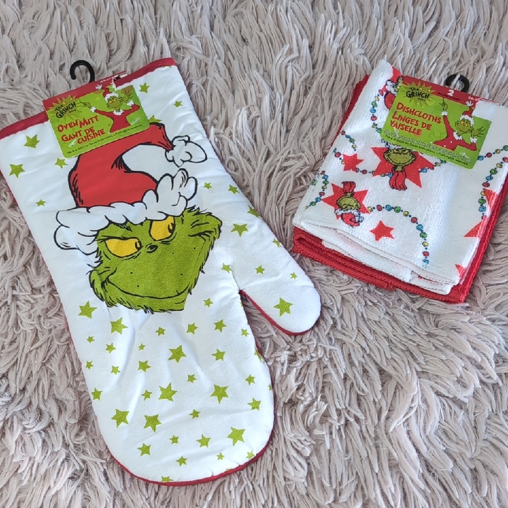 Dr. Seuss The Grinch Kitchen Bundle - Oven Mitt & Dish Towel Set
